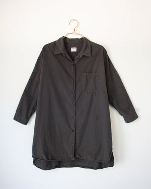 
            
                Load image into Gallery viewer, SARA TOP - WASHED BLACK - 2ND QUALITY
            
        