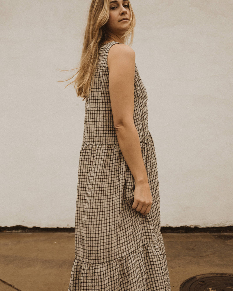 
            
                Load image into Gallery viewer, MARY DRESS - NOIR WINDOWPANE
            
        