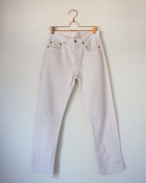 
            
                Load image into Gallery viewer, VINTAGE LEVIS 501s - WASHED PALE PINK - 31
            
        
