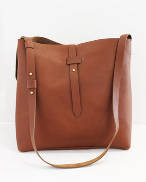 
            
                Load image into Gallery viewer, ESBY BUCKET TOTE - BROWN CALFSKIN
            
        
