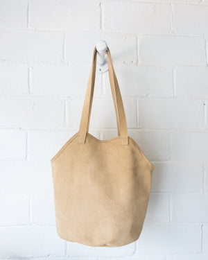 esby-apparel-womenswear-designed-in-austin-made-in-usa-fisherman-tote-sand-suede